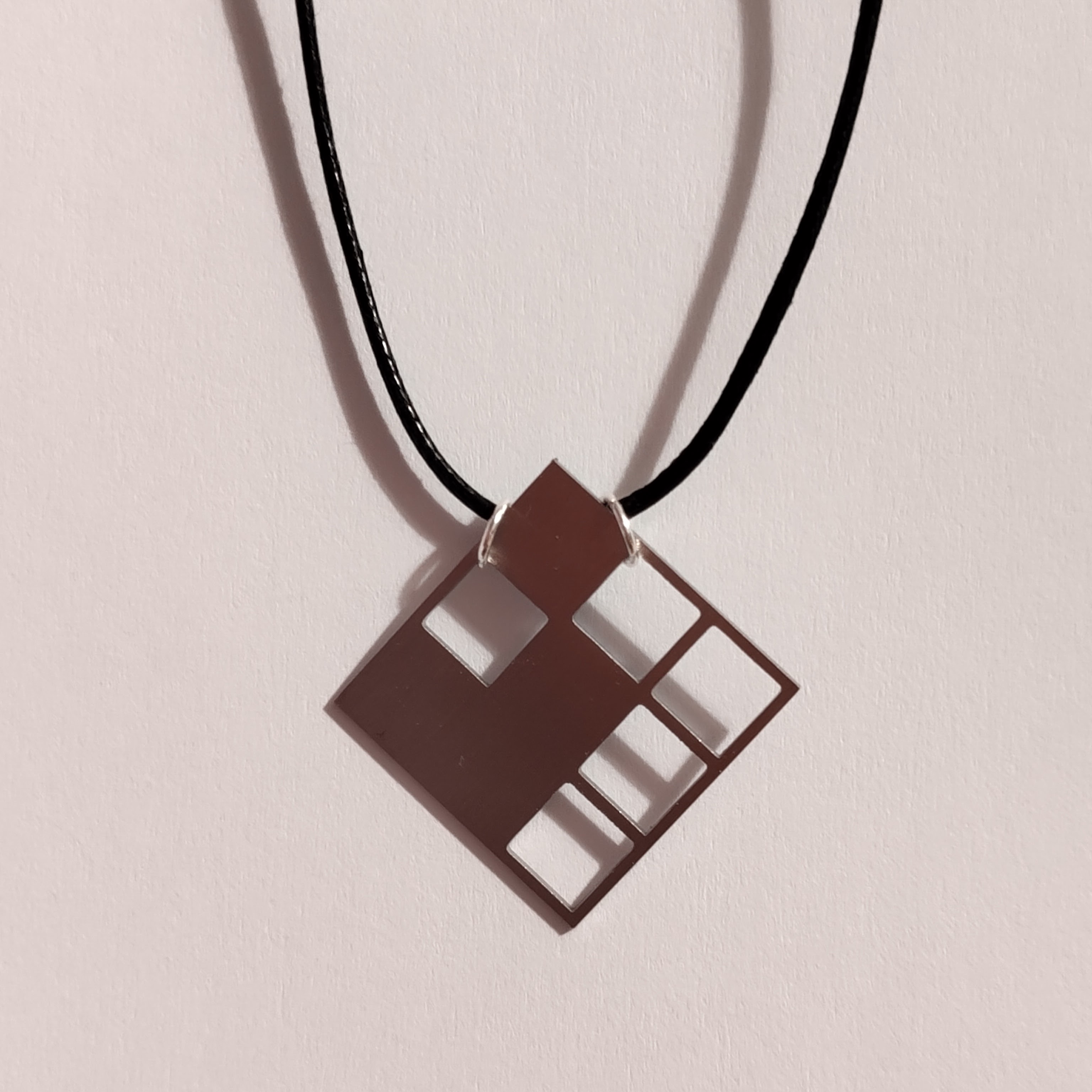 Glider necklace